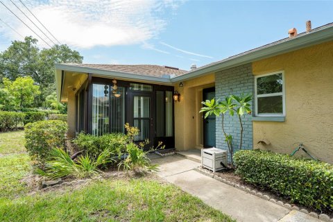 Condo in Dunedin, Florida, 2 bedrooms № 2318943 - photo 5