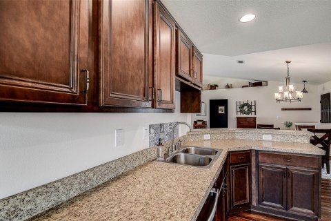 Villa ou maison à vendre à Brooksville, Floride: 4 chambres, 164.07 m2 № 2306619 - photo 24