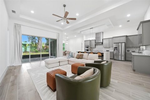Купить виллу или дом в Апопка, Флорида 11 комнат, 245.45м2, № 2342028 - фото 8