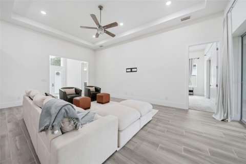 Купить виллу или дом в Апопка, Флорида 11 комнат, 245.45м2, № 2342028 - фото 11