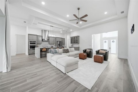Купить виллу или дом в Апопка, Флорида 11 комнат, 245.45м2, № 2342028 - фото 10