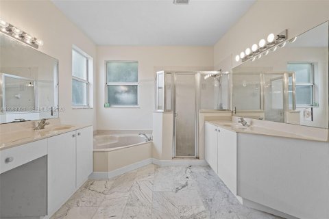 Casa en venta en Homestead, Florida, 3 dormitorios, 190.26 m2 № 2047344 - foto 16