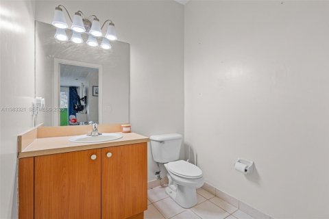 Casa en venta en Homestead, Florida, 3 dormitorios, 190.26 m2 № 2047344 - foto 4