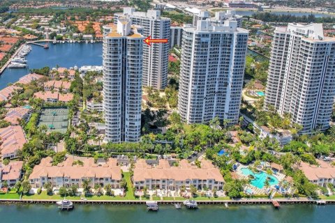 Copropriété à vendre à Aventura, Floride: 3 chambres, 275.92 m2 № 2152975 - photo 1