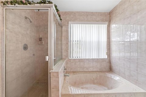 House in Tamarac, Florida 3 bedrooms, 138.52 sq.m. № 2083729 - photo 27