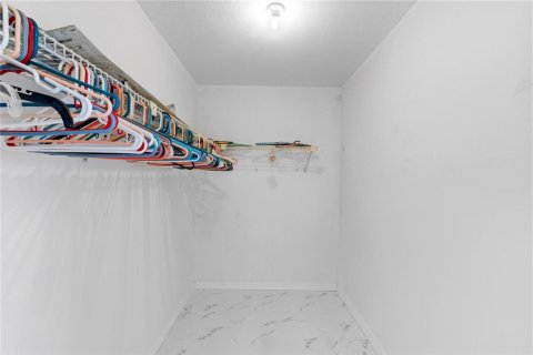House in Tamarac, Florida 3 bedrooms, 138.52 sq.m. № 2083729 - photo 22