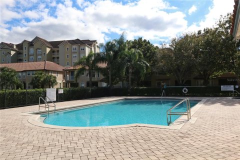 Condo in Orlando, Florida, 2 bedrooms  № 2228317 - photo 4