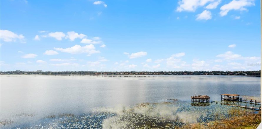 Condo in Orlando, Florida, 2 bedrooms  № 2228317