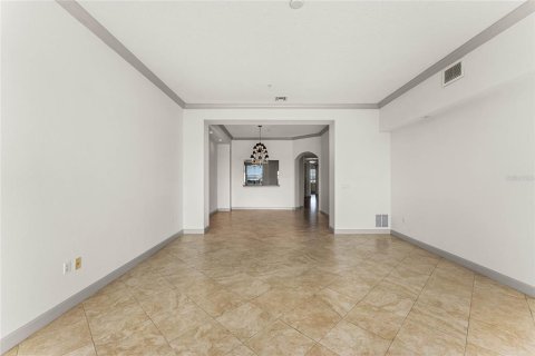 Condo in Orlando, Florida, 2 bedrooms  № 2228317 - photo 15