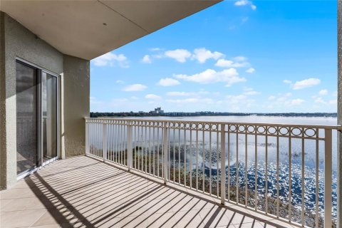 Condo in Orlando, Florida, 2 bedrooms  № 2228317 - photo 21