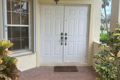 Снять в аренду таунхаус в Дорал, Флорида 4 спальни, 211.45м2, № 1945327 - фото 8