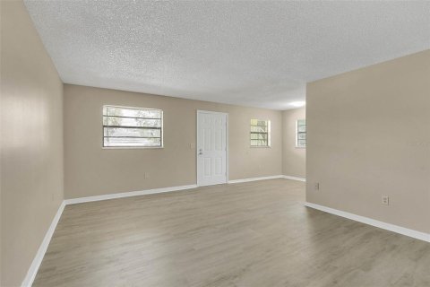 Apartamento en alquiler en Okeechobee, Florida, 2 dormitorios, 80.82 m2 № 1907354 - foto 11