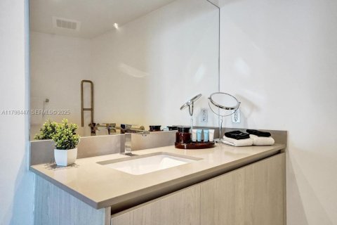 Condominio en venta en Hollywood, Florida, 2 dormitorios, 105.54 m2 № 2185840 - foto 17