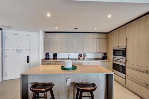 Condominio en venta en Hollywood, Florida, 2 dormitorios, 105.54 m2 № 2185840 - foto 11