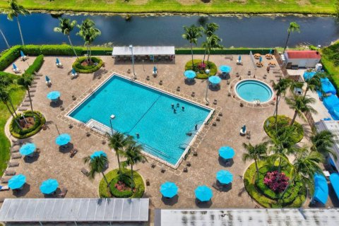 Copropriété à louer à Delray Beach, Floride: 2 chambres, 81.75 m2 № 1172819 - photo 1
