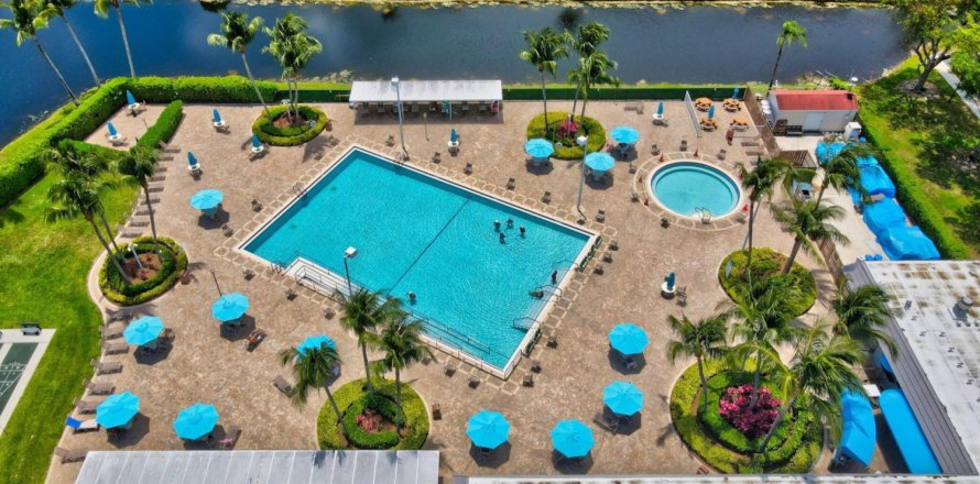 Condominio en Delray Beach, Florida, 2 dormitorios № 1172819