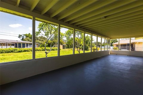 House in Fort Myers, Florida 3 bedrooms, 125.42 sq.m. № 1911843 - photo 23