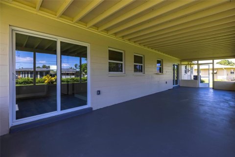 House in Fort Myers, Florida 3 bedrooms, 125.42 sq.m. № 1911843 - photo 22