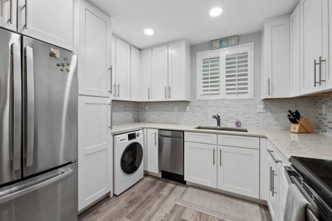 Copropriété à vendre à Sarasota, Floride: 1 chambre, 71.53 m2 № 2389151 - photo 7