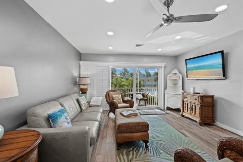 Copropriété à vendre à Sarasota, Floride: 1 chambre, 71.53 m2 № 2389151 - photo 14