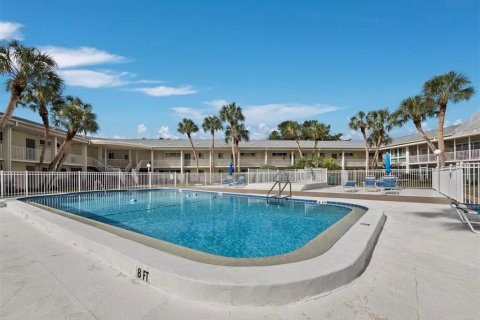 Copropriété à vendre à Sarasota, Floride: 1 chambre, 71.53 m2 № 2389151 - photo 21