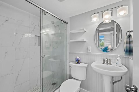 Copropriété à vendre à Sarasota, Floride: 1 chambre, 71.53 m2 № 2389151 - photo 19