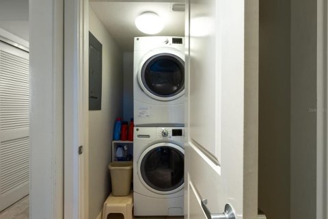 Снять в аренду кондоминиум в Сарасота, Флорида 2 спальни, 126.44м2, № 251909 - фото 27