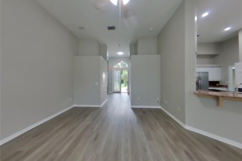 Casa en alquiler en Tampa, Florida, 4 dormitorios, 224.73 m2 № 1911923 - foto 4