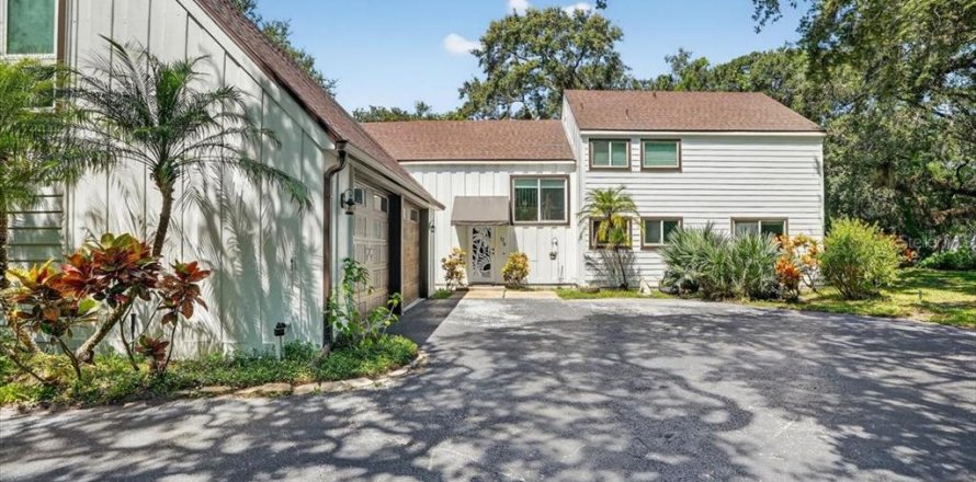 Casa en Ponce Inlet, Florida 4 dormitorios, 194.54 m2 № 2143546