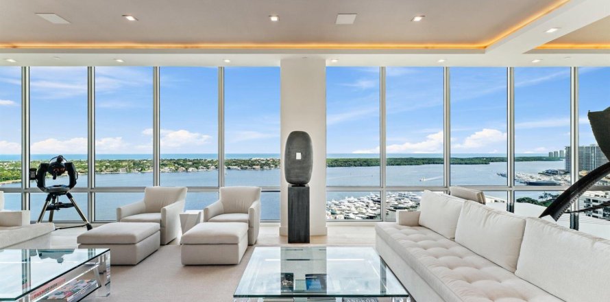 Condo in North Palm Beach, Florida, 3 bedrooms  № 2249566