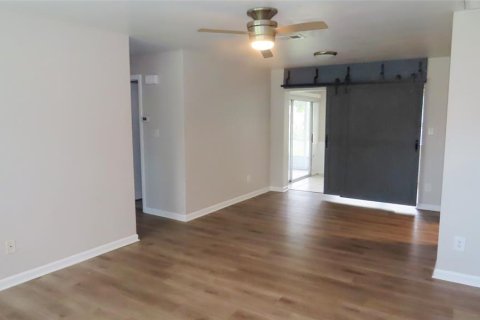 Casa en venta en Clearwater, Florida, 3 dormitorios, 115.76 m2 № 2224756 - foto 7