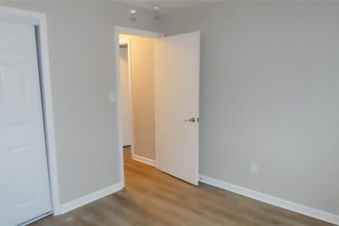 Casa en venta en Clearwater, Florida, 3 dormitorios, 115.76 m2 № 2224756 - foto 25