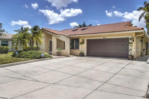 Casa en Margate, Florida 4 dormitorios, 189.61 m2 № 2245562