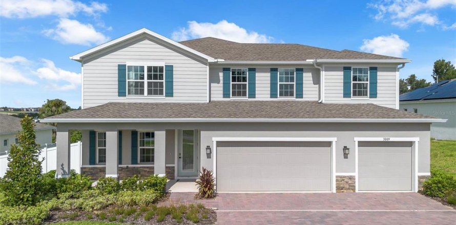 House in Clermont, Florida 5 bedrooms, 306.95 sq.m. № 2218197