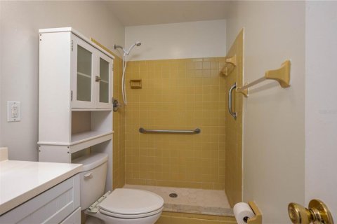 Condominio en venta en Lake Wales, Florida, 2 dormitorios, 100.8 m2 № 1719109 - foto 14