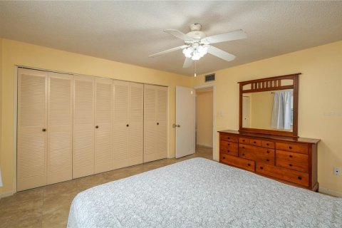 Condominio en venta en Lake Wales, Florida, 2 dormitorios, 100.8 m2 № 1719109 - foto 10