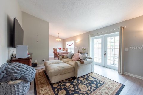 Villa ou maison à louer à Tampa, Floride: 3 chambres, 112.88 m2 № 1831673 - photo 2