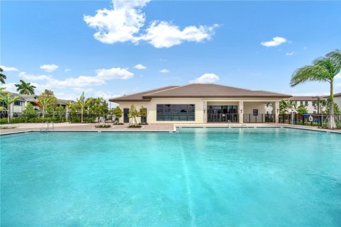 Adosado en venta en Miami, Florida, 4 dormitorios, 178.37 m2 № 1700033 - foto 29