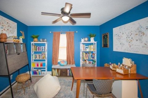 House in Palm Coast, Florida 4 bedrooms, 247.12 sq.m. № 1853411 - photo 10