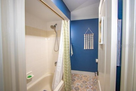 House in Palm Coast, Florida 4 bedrooms, 247.12 sq.m. № 1853411 - photo 12