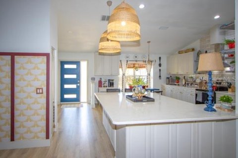 House in Palm Coast, Florida 4 bedrooms, 247.12 sq.m. № 1853411 - photo 5