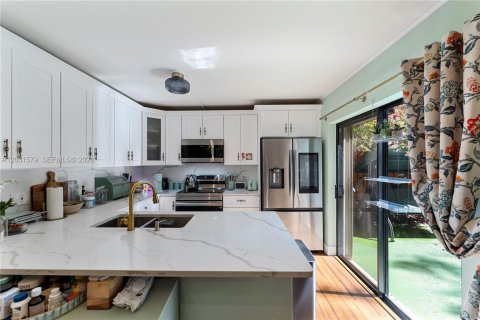 Adosado en venta en Davie, Florida, 3 dormitorios, 138.24 m2 № 2186123 - foto 8