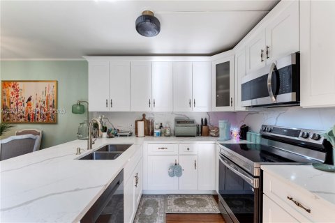 Adosado en venta en Davie, Florida, 3 dormitorios, 138.24 m2 № 2186123 - foto 9