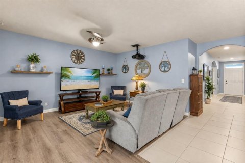 Casa en venta en Kissimmee, Florida, 3 dormitorios, 157 m2 № 2384042 - foto 2