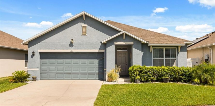 Casa en Kissimmee, Florida 3 dormitorios, 157 m2 № 2384042
