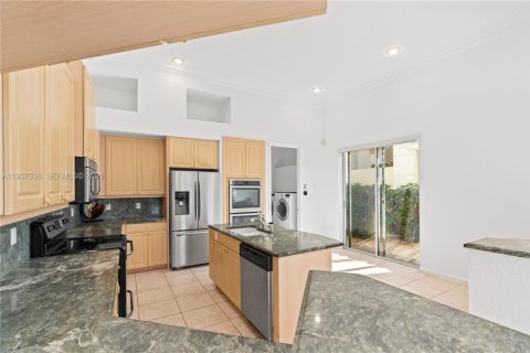 Casa en venta en Delray Beach, Florida, 3 dormitorios, 245.35 m2 № 1996247 - foto 17