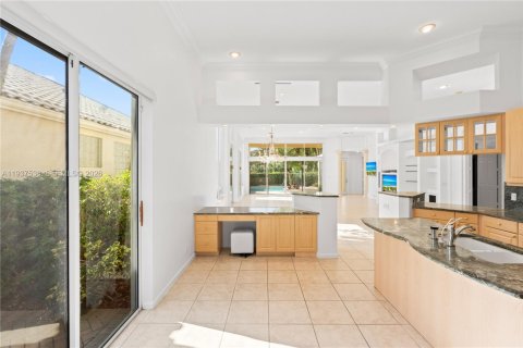 Casa en venta en Delray Beach, Florida, 3 dormitorios, 245.35 m2 № 1996247 - foto 19