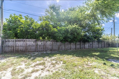 Commercial property in Deerfield Beach, Florida 136.1 sq.m. № 1944043 - photo 7