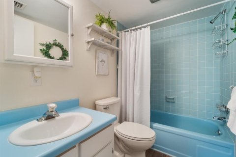 Condo in Port Charlotte, Florida, 2 bedrooms  № 1572778 - photo 22