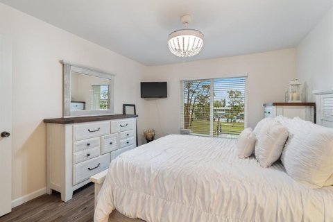 Condo in Port Charlotte, Florida, 2 bedrooms  № 1572778 - photo 15